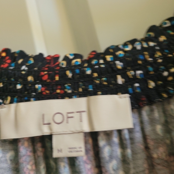 Loft Dress - Picture 4 of 5